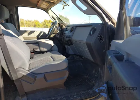 2015 Ford F-250 Xl из США, поврежденный, VIN 1FT7W2B68FEA39036